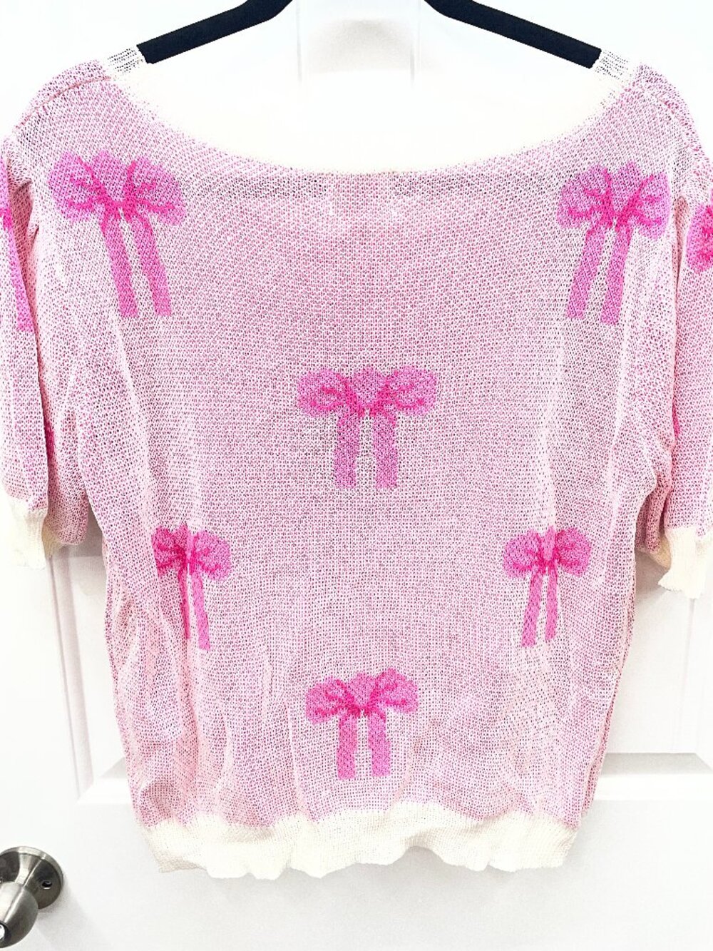 NEW BiBi Pink and White Sweater with Bow Design Size LARGE